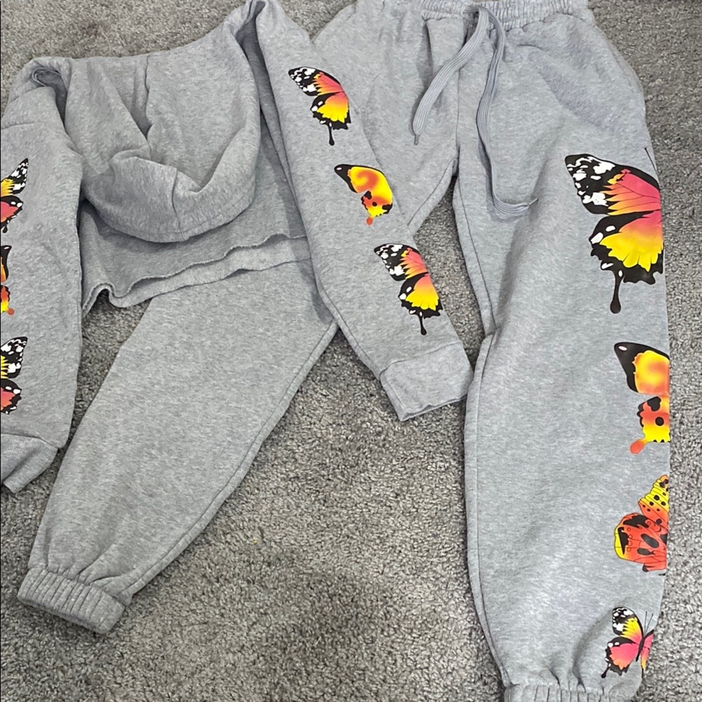 Gray Butterfly Print Kids Jogger Set